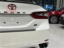 تۆیۆتا کامری